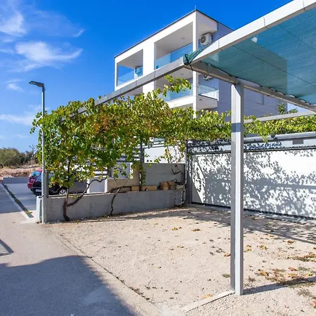 Appartement By The Sea - 20142