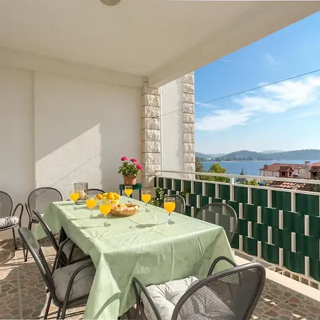 Appartement By The Sea - 20142