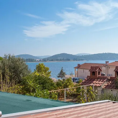 By The Sea - 20142 Apartment Rogoznica (Sibenik-Knin)