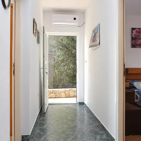 By The Sea - 20142 Appartement *